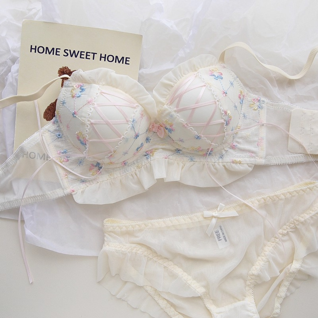 【11/13新作】ベリースイートフラワーブラ＆ショーツセット(全2色):半カップ　ソフトチュール　丸カップ